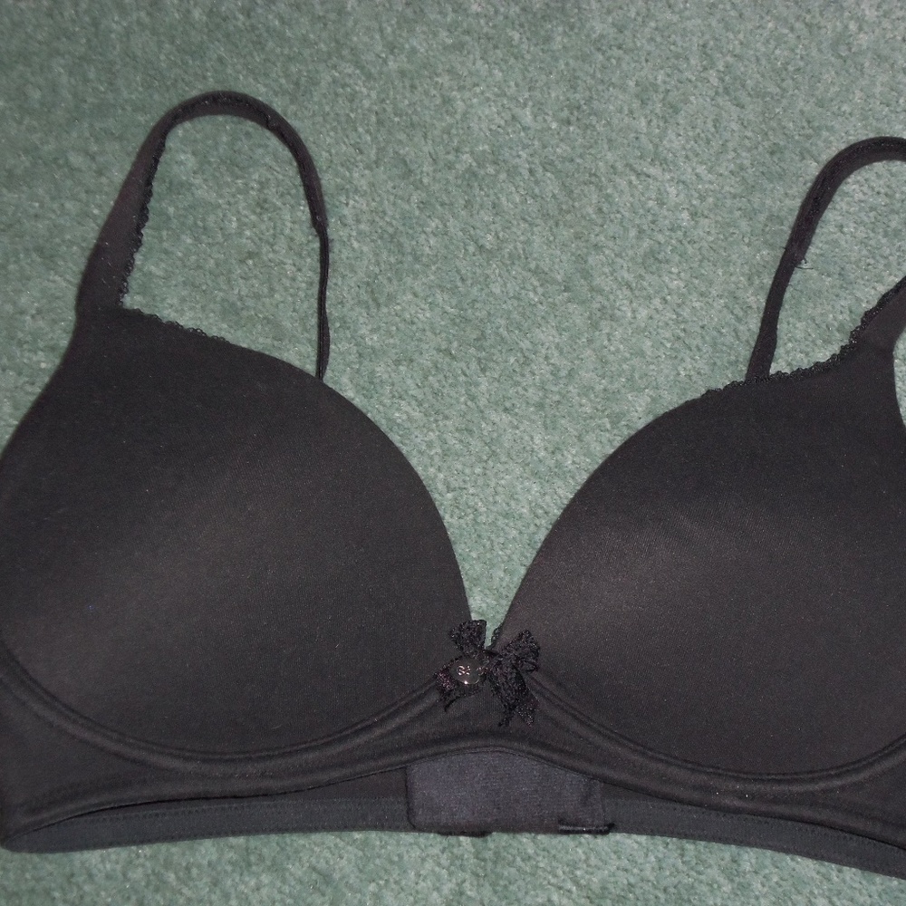 Victoria's Secret Bra Size 34B